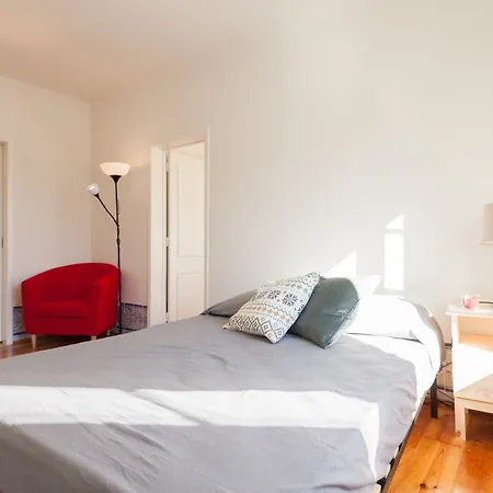 Baixa Chiado Iii Gonzalos Apartament
